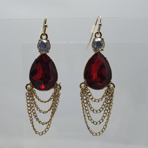 Bijou red garnet stone tassel fish hook earring - Picture 2 of 8